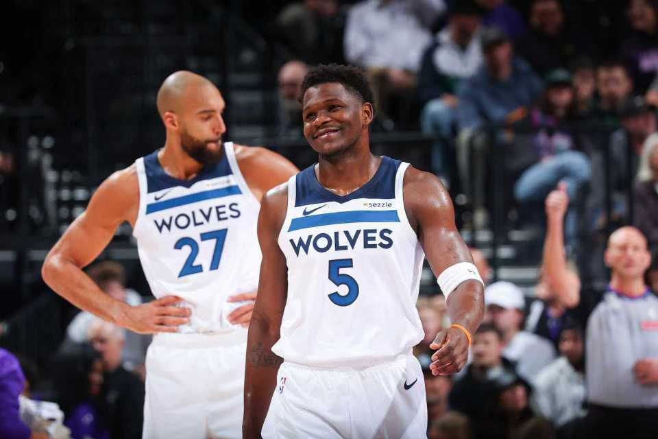 华体会官方-华子38+8森林狼遭爵士大逆转 乔治43分生涯新高弩机三双